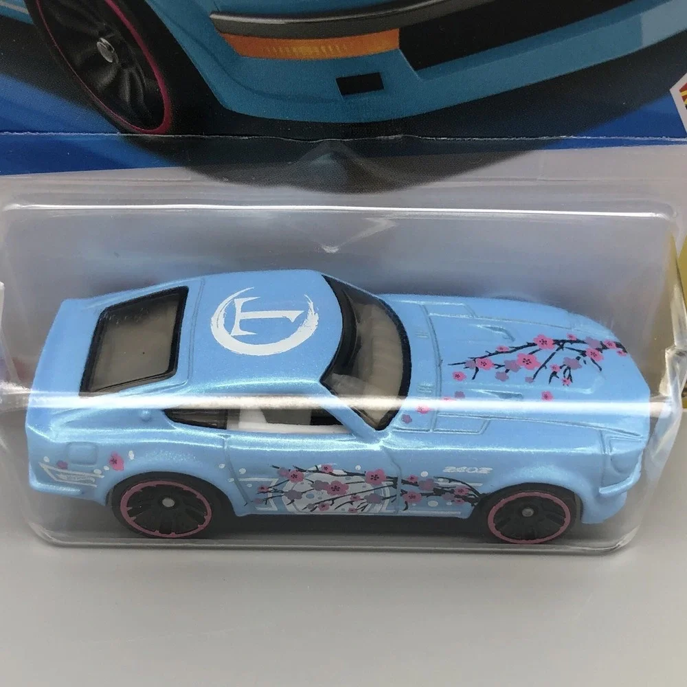 Hot Wheels HW Art Cars Datsun 240Z 62/250 4/10 Blue Diecast 1/64 Cherry Blossoms
